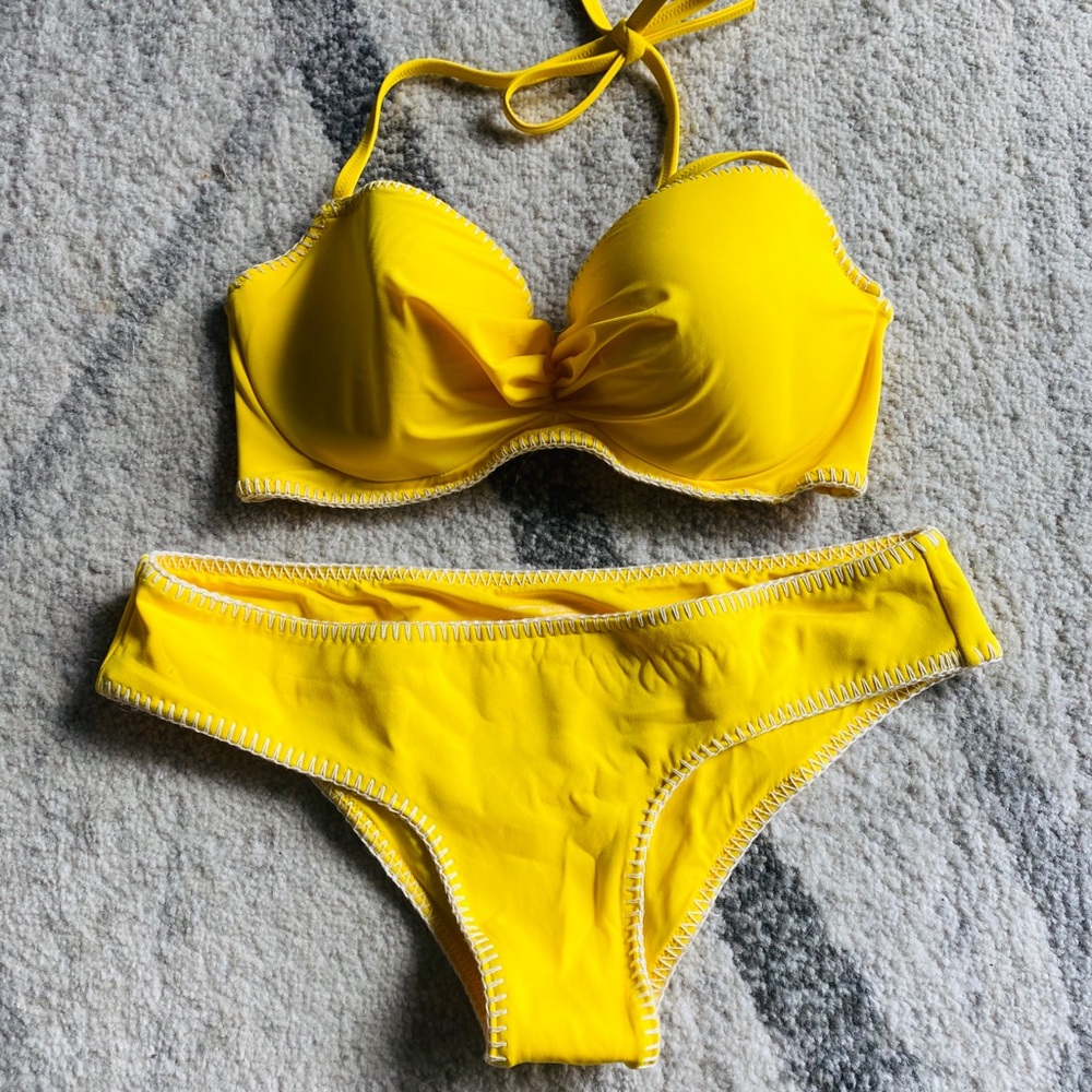 VS Swimsuit Set, 36D top and Large bottoms